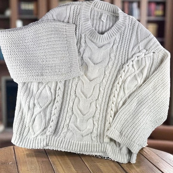 HM Sweater Women M Cable Knit Crewneck Baggy Sleeve Fisherman Cozy - Picture 1 of 9